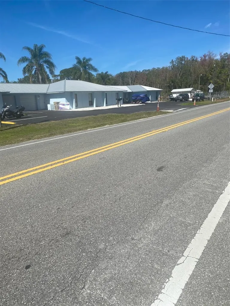 26645 County Road 561 Tavares FL 32778