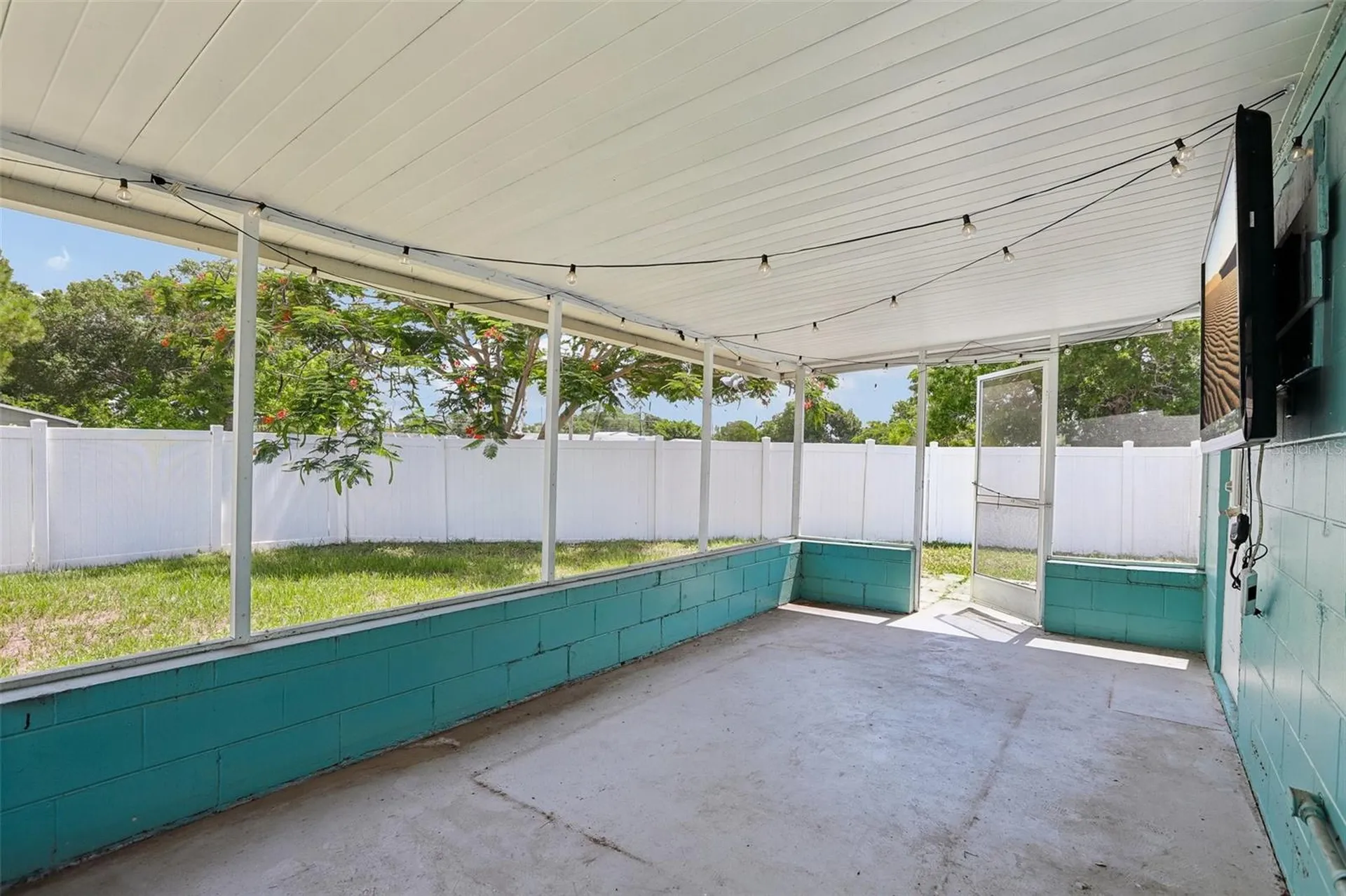 8090 68th Street N Pinellas Park FL 33781