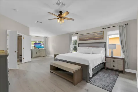 13051 Moss Park Ridge Drive Orlando FL 32832