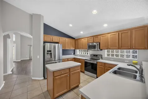 8376 Lake Amhurst Trail Orlando FL 32829