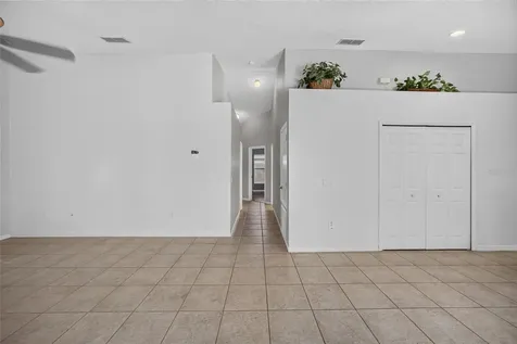 8376 Lake Amhurst Trail Orlando FL 32829