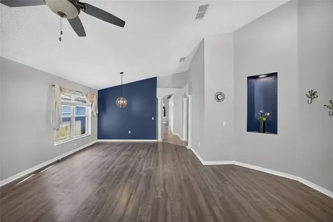 8376 Lake Amhurst Trail Orlando FL 32829