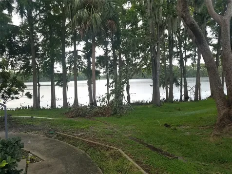 905 Northlake Drive Sanford FL 32773