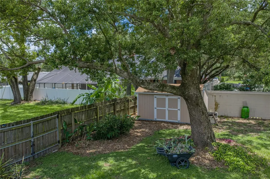 1709 New Jersey Road Lakeland FL 33803