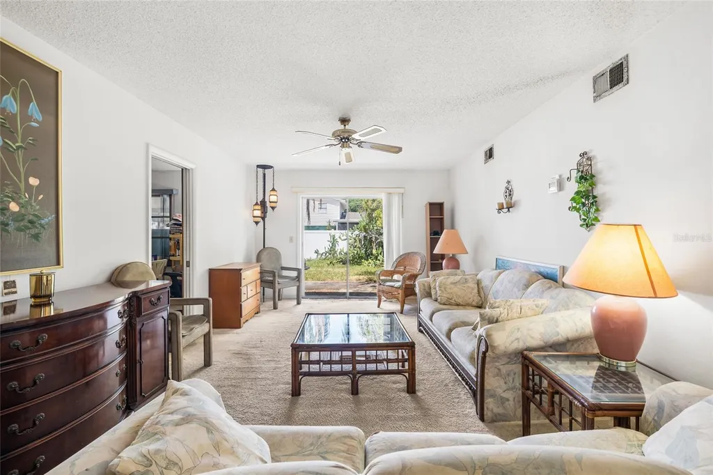 4709 Travertine Drive Tampa FL 33615