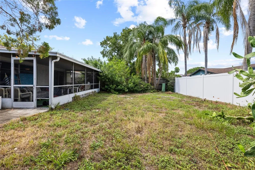4709 Travertine Drive Tampa FL 33615