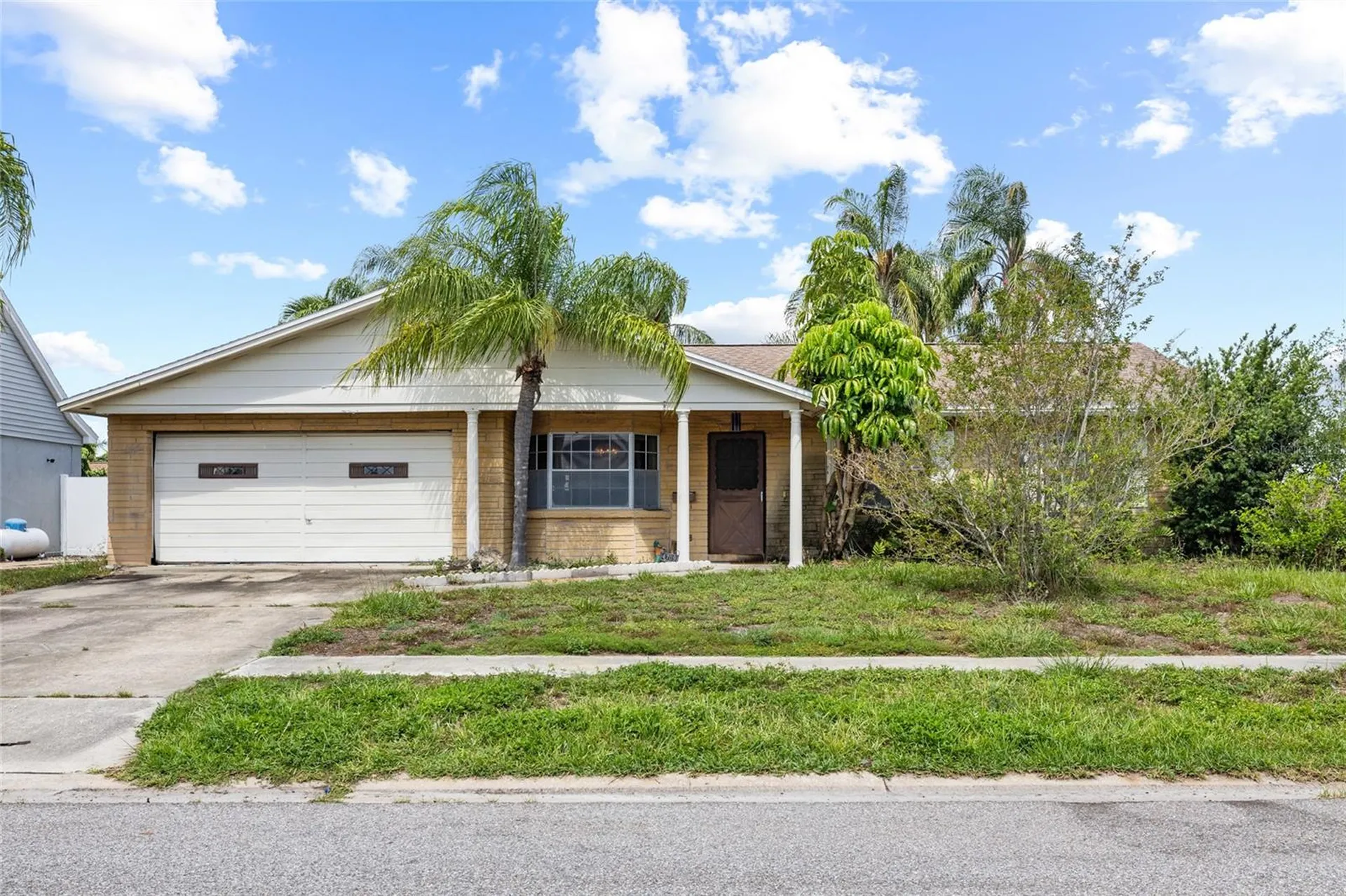 4709 Travertine Drive Tampa FL 33615