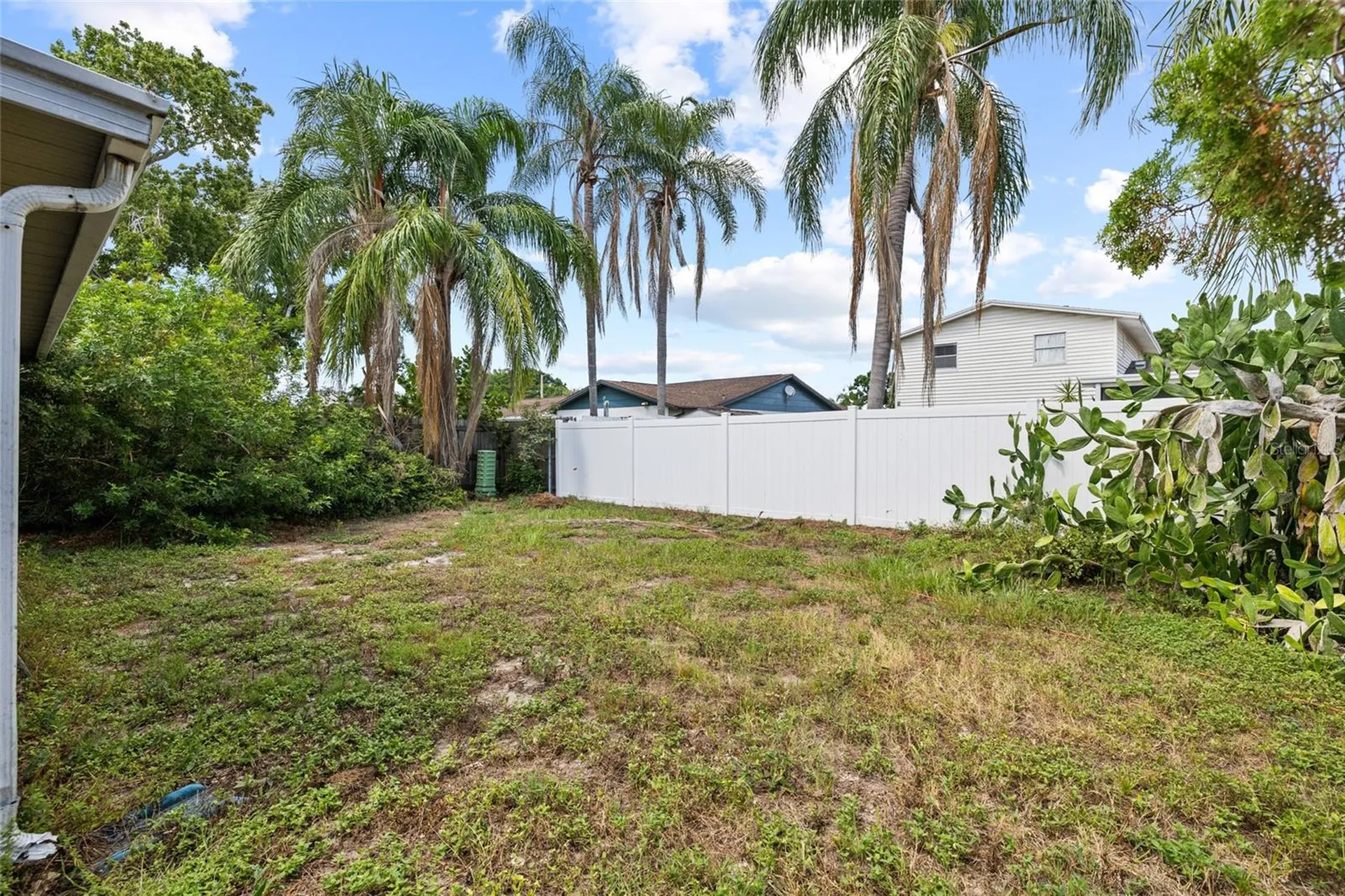 4709 Travertine Drive Tampa FL 33615