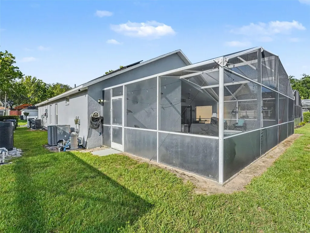 550 Buckingham Circle Davenport FL 33897