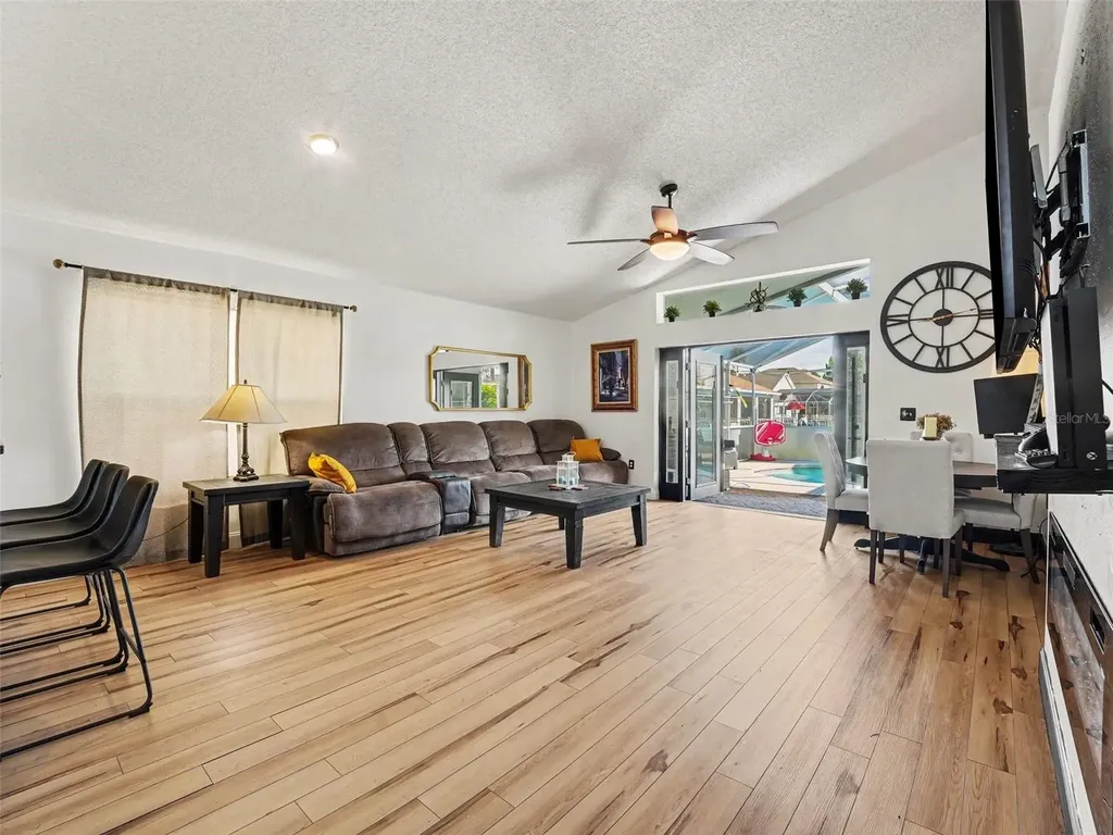 550 Buckingham Circle Davenport FL 33897