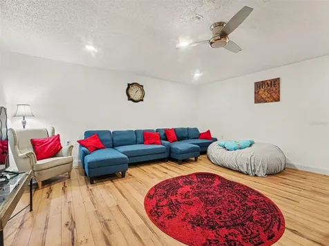550 Buckingham Circle Davenport FL 33897