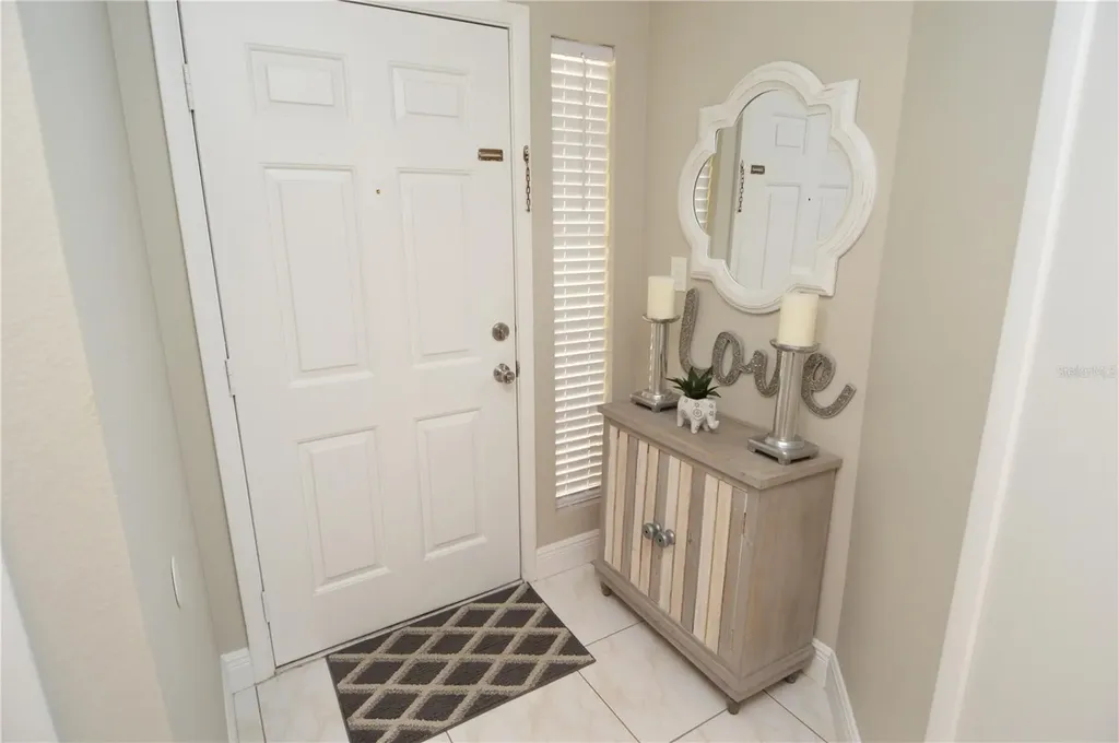 8752 Mallard Reserve Drive Tampa FL 33614