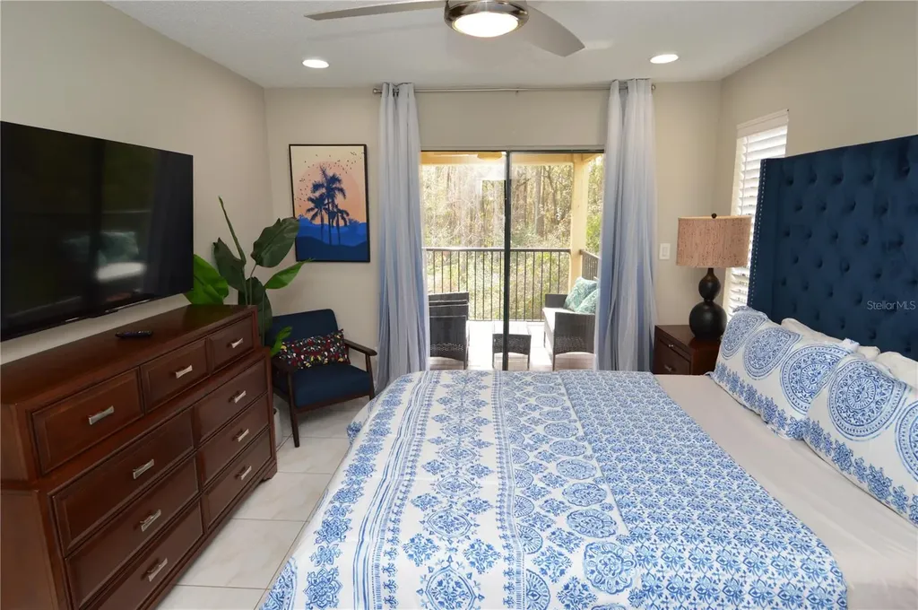 8752 Mallard Reserve Drive Tampa FL 33614