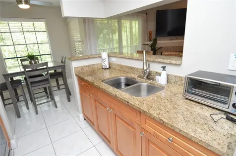 8752 Mallard Reserve Drive Tampa FL 33614