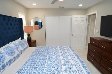 8752 Mallard Reserve Drive Tampa FL 33614