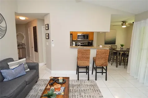 8752 Mallard Reserve Drive Tampa FL 33614