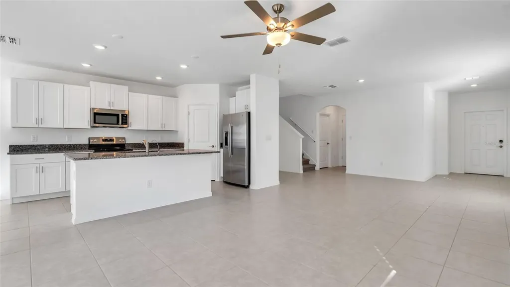 6704 Back Forty Loop Zephyrhills FL 33541