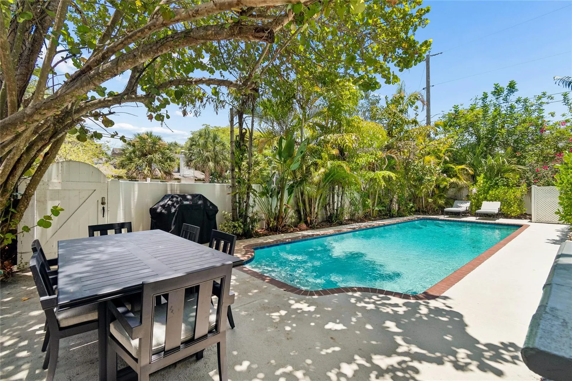 800 S Packwood Avenue Tampa FL 33606