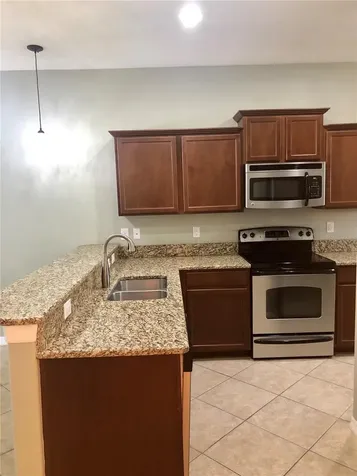 8541 Brushleaf Way Tampa FL 33647