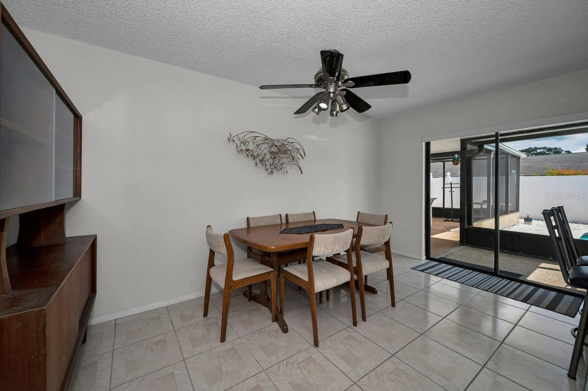 1614 Dale Circle N Dunedin FL 34698