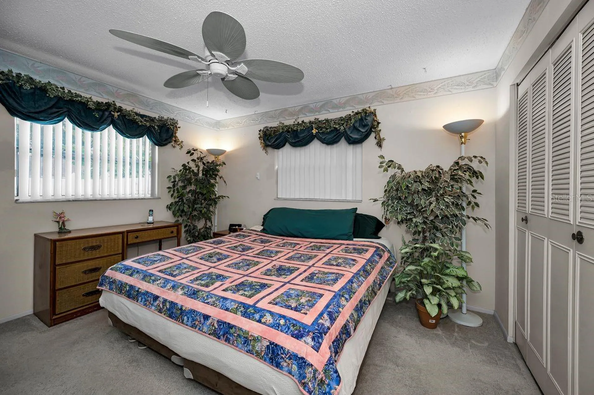 1614 Dale Circle N Dunedin FL 34698