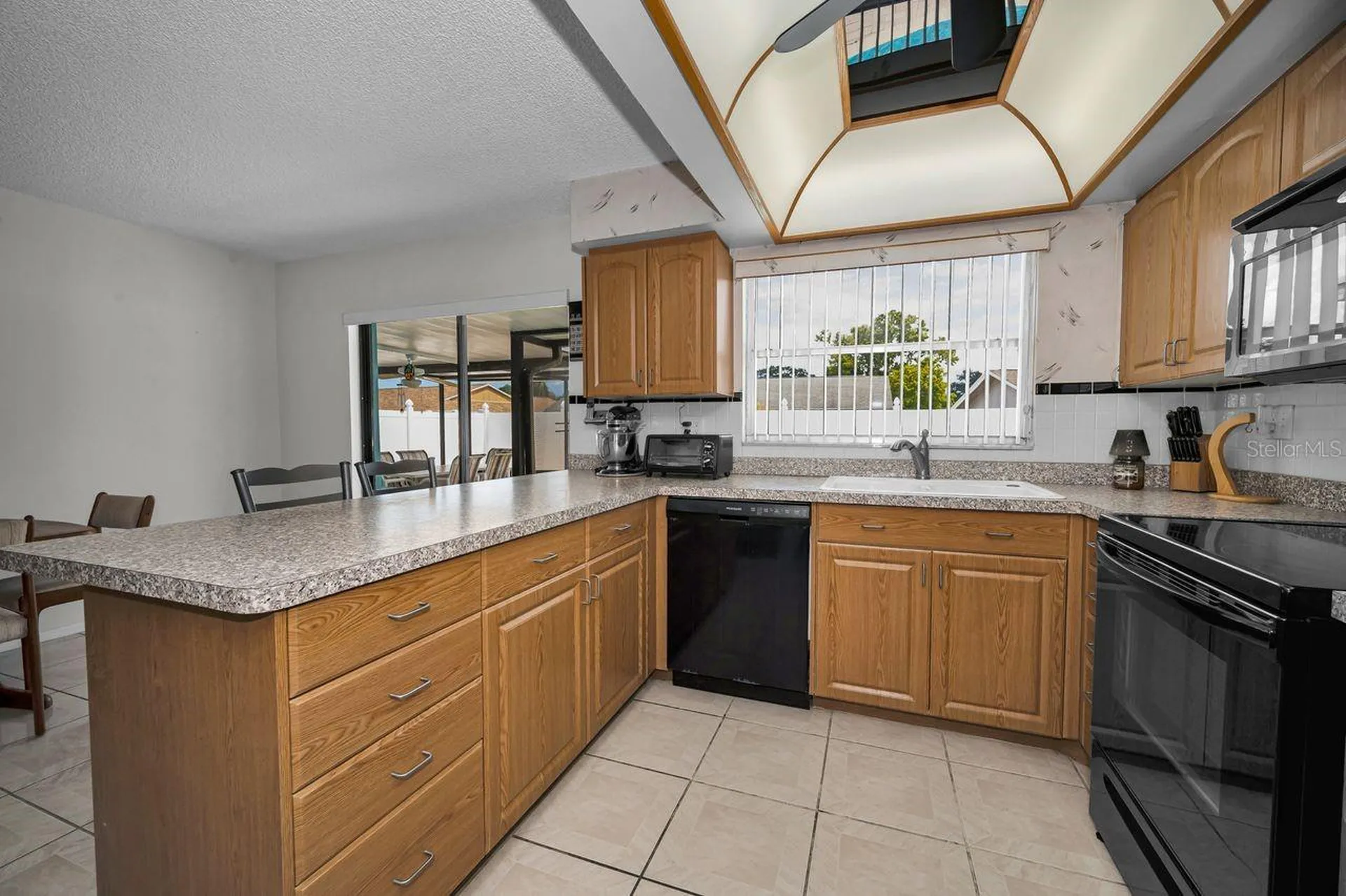 1614 Dale Circle N Dunedin FL 34698