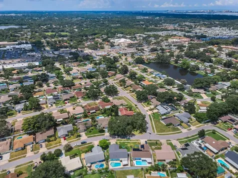 1614 Dale Circle N Dunedin FL 34698