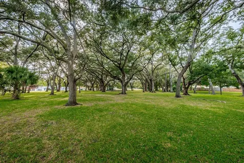 1614 Dale Circle N Dunedin FL 34698
