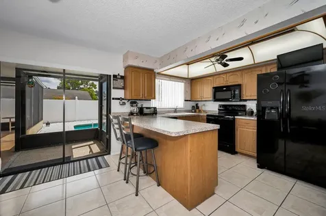 1614 Dale Circle N Dunedin FL 34698