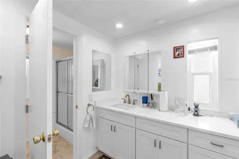 45 Caballo Way Bradenton FL 34209