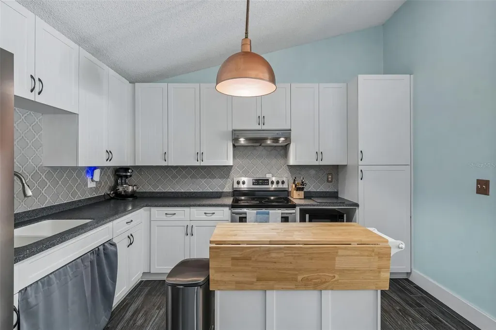 7737 Jenner Avenue New Port Richey FL 34655