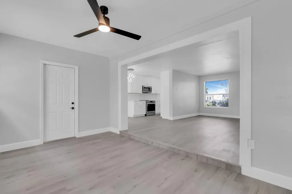 1007 Egan Drive Orlando FL 32822