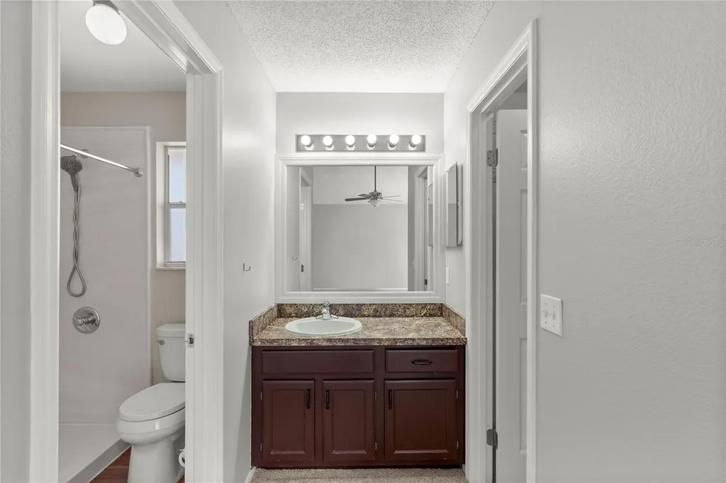 9425 Chandon Drive Orlando FL 32825