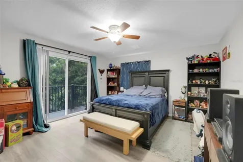4384 Paradise Cove Court Kissimmee FL 34746
