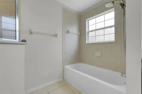 4384 Paradise Cove Court Kissimmee FL 34746