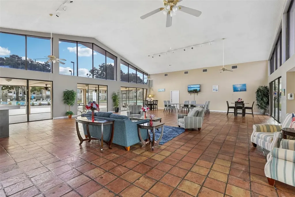 3252 S Semoran Boulevard Orlando FL 32822
