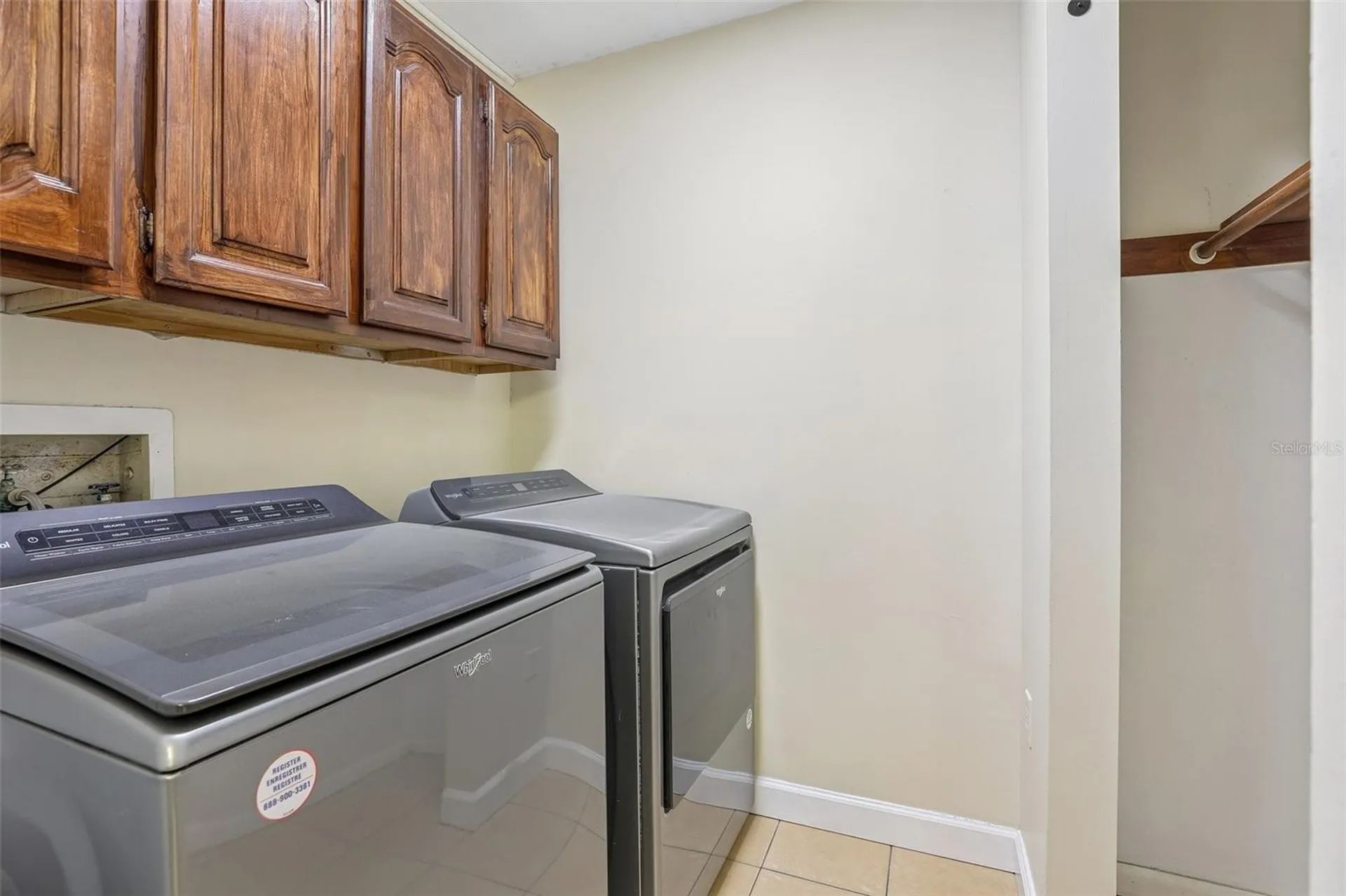3252 S Semoran Boulevard Orlando FL 32822