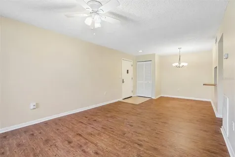 3252 S Semoran Boulevard Orlando FL 32822