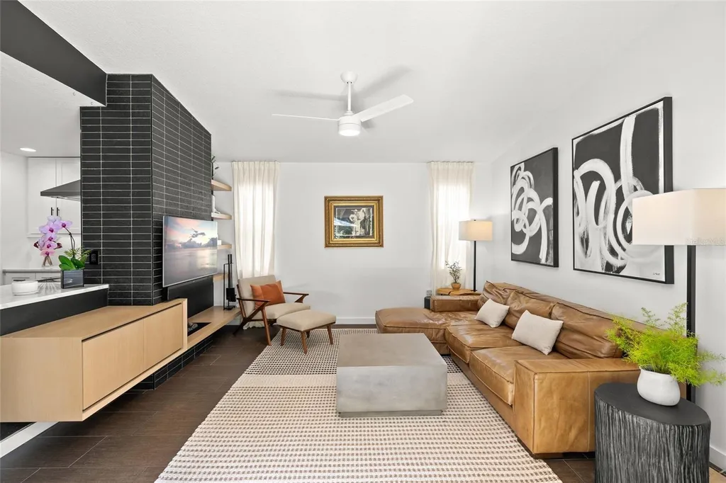 319 Bearded Oaks Circle Sarasota FL 34232