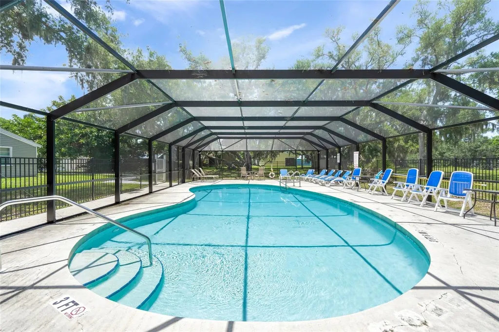 319 Bearded Oaks Circle Sarasota FL 34232