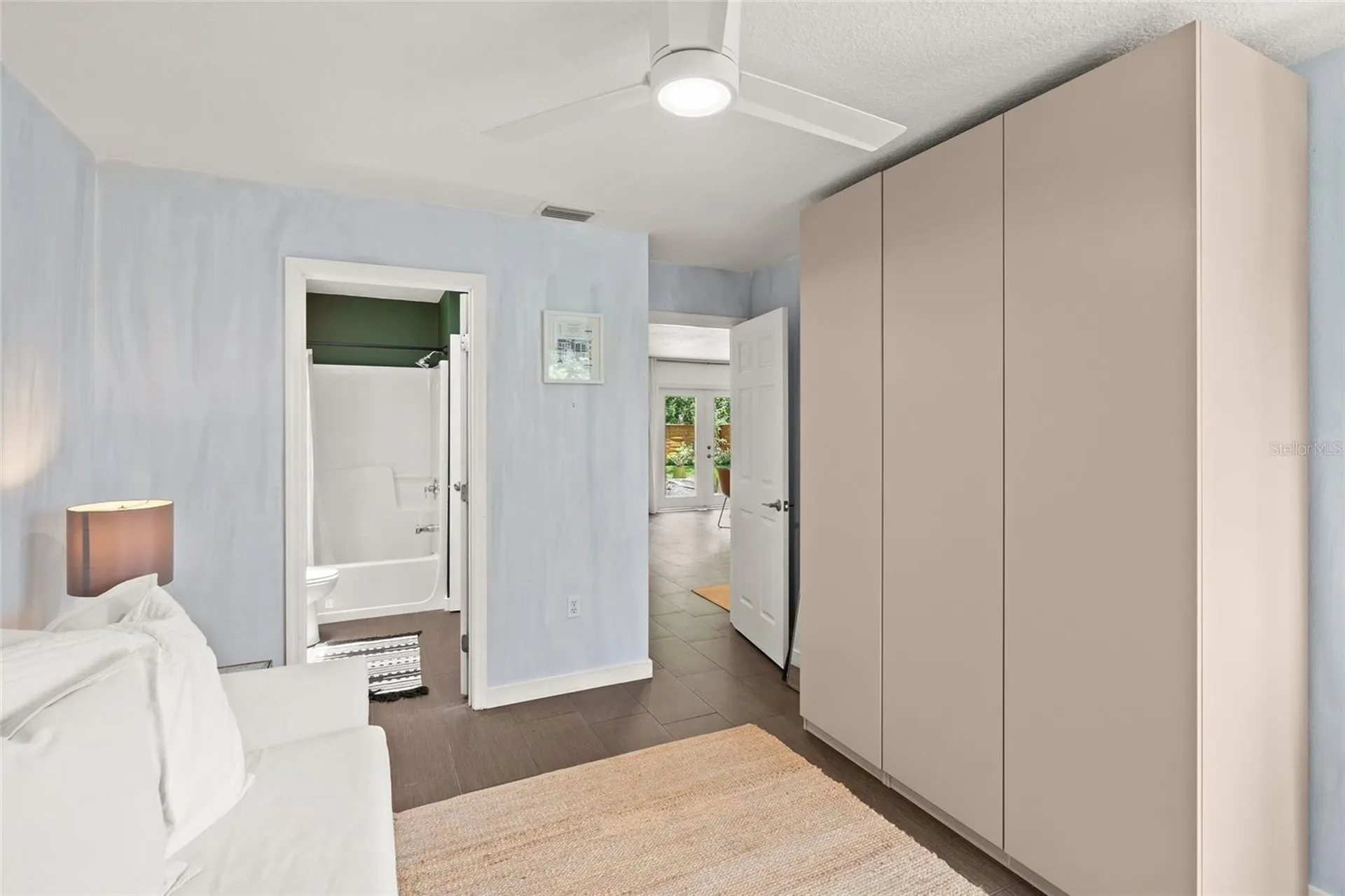 319 Bearded Oaks Circle Sarasota FL 34232