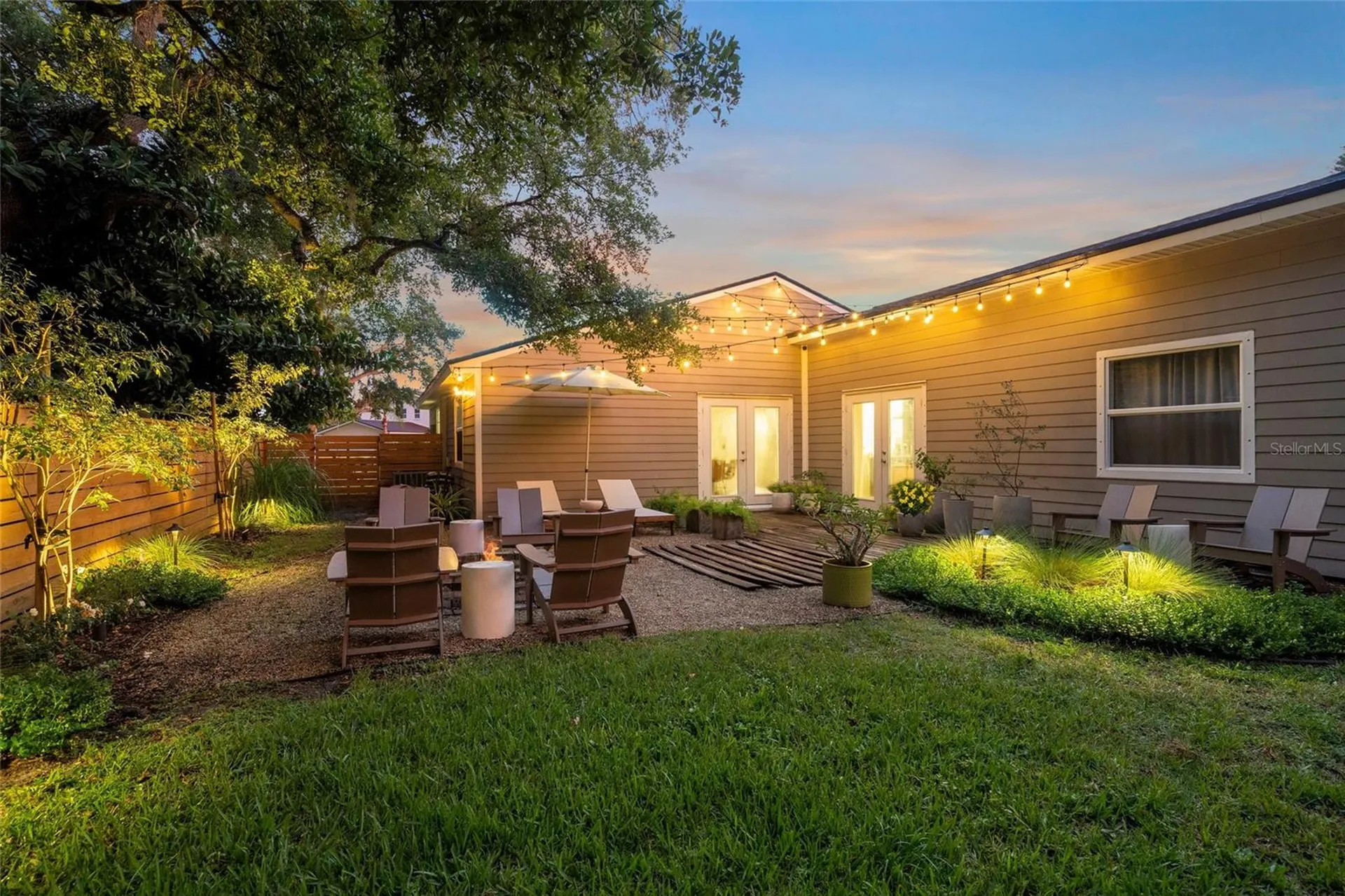 319 Bearded Oaks Circle Sarasota FL 34232