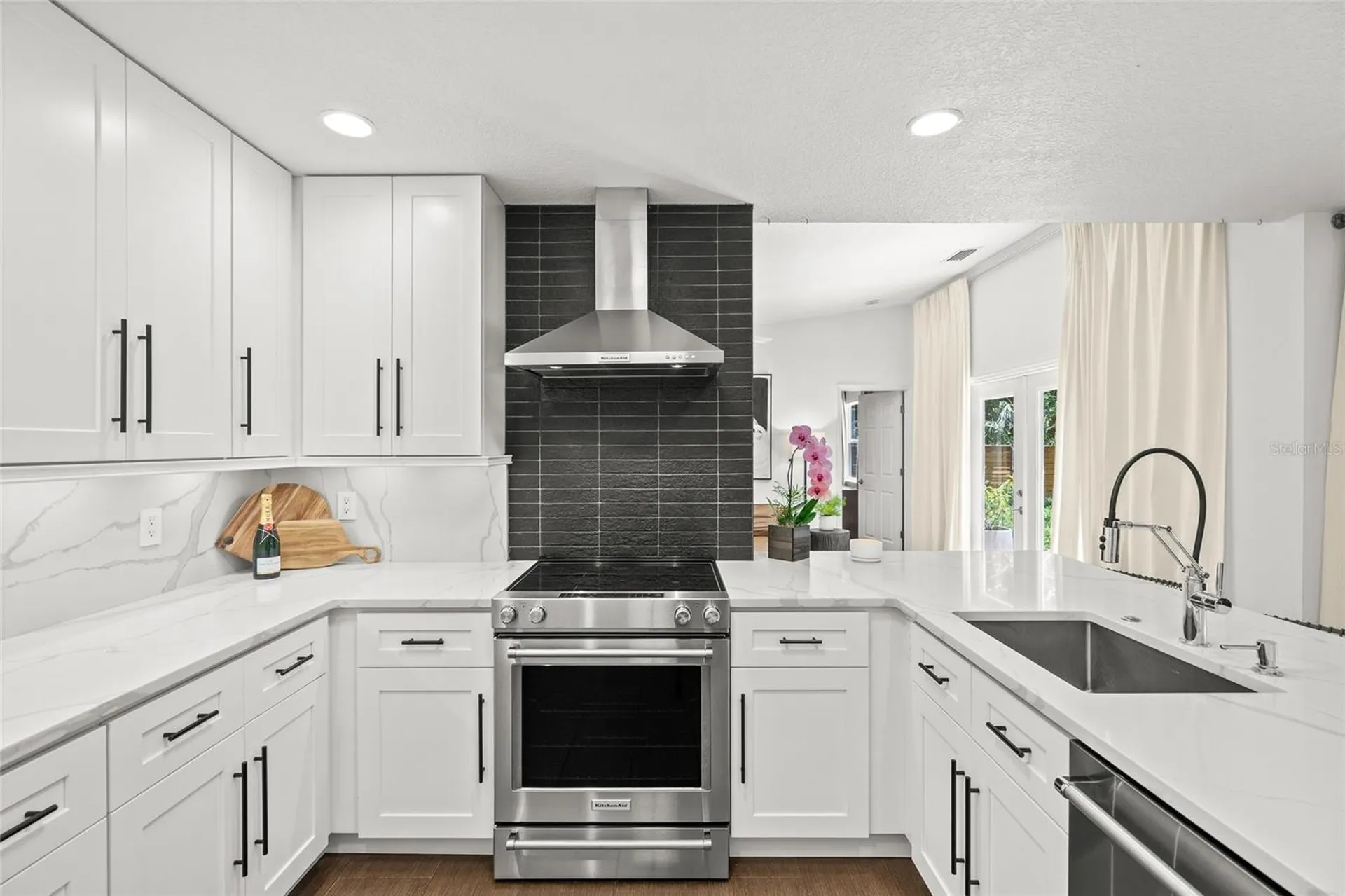 319 Bearded Oaks Circle Sarasota FL 34232