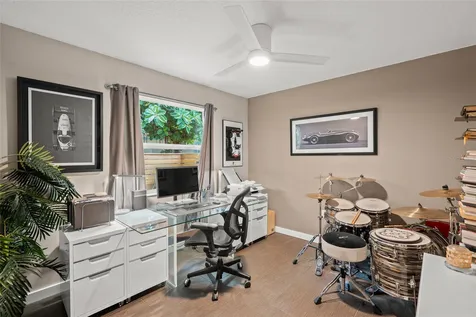 319 Bearded Oaks Circle Sarasota FL 34232