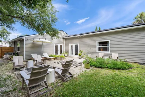 319 Bearded Oaks Circle Sarasota FL 34232