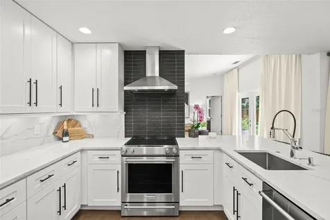319 Bearded Oaks Circle Sarasota FL 34232