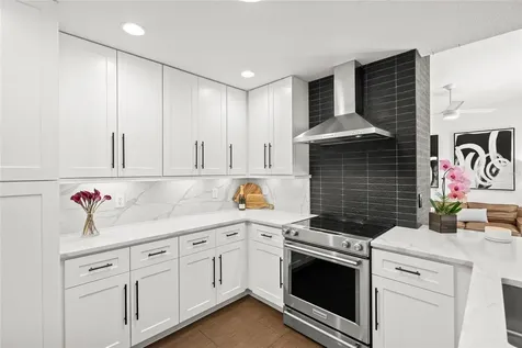 319 Bearded Oaks Circle Sarasota FL 34232