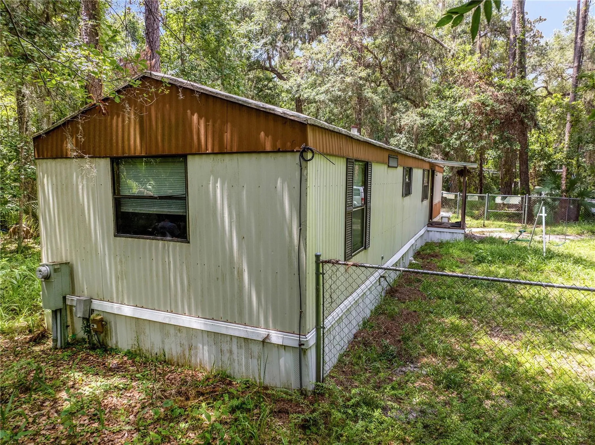 3080 Cr 417 Lake Panasoffkee FL 33538