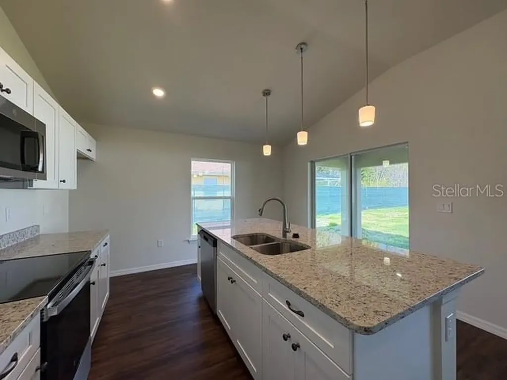 13307 SW 43rd Avenue Ocala FL 34473