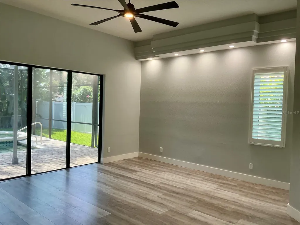 126 Old Oak Circle Palm Harbor FL 34683